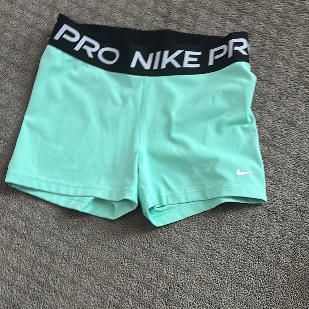 Nike Women's Pro Mint Green Shorts